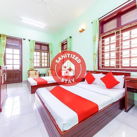 Oyo 381 Tuyet Mai Hotel Nha Trang Buitenkant foto