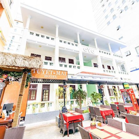 Oyo 381 Tuyet Mai Hotel Nha Trang Buitenkant foto