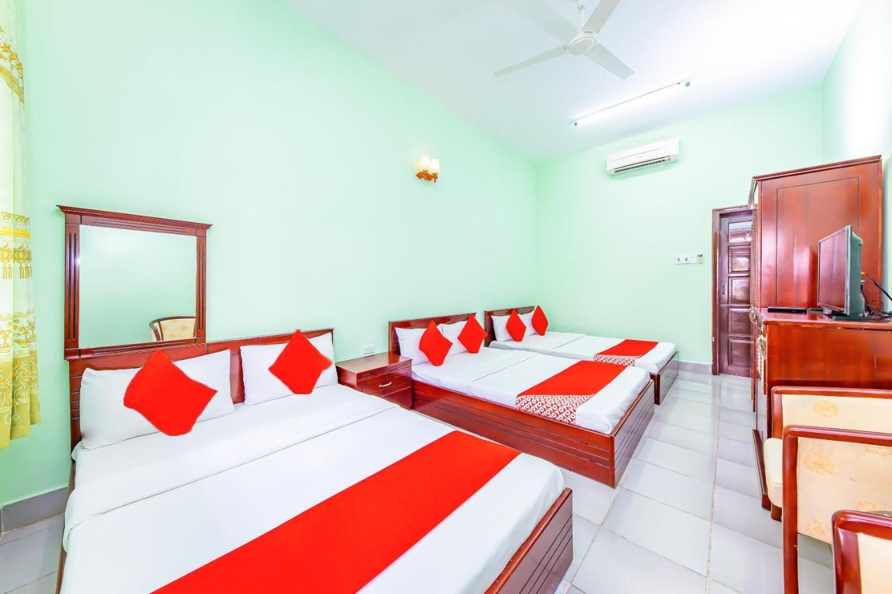 Oyo 381 Tuyet Mai Hotel Nha Trang Buitenkant foto