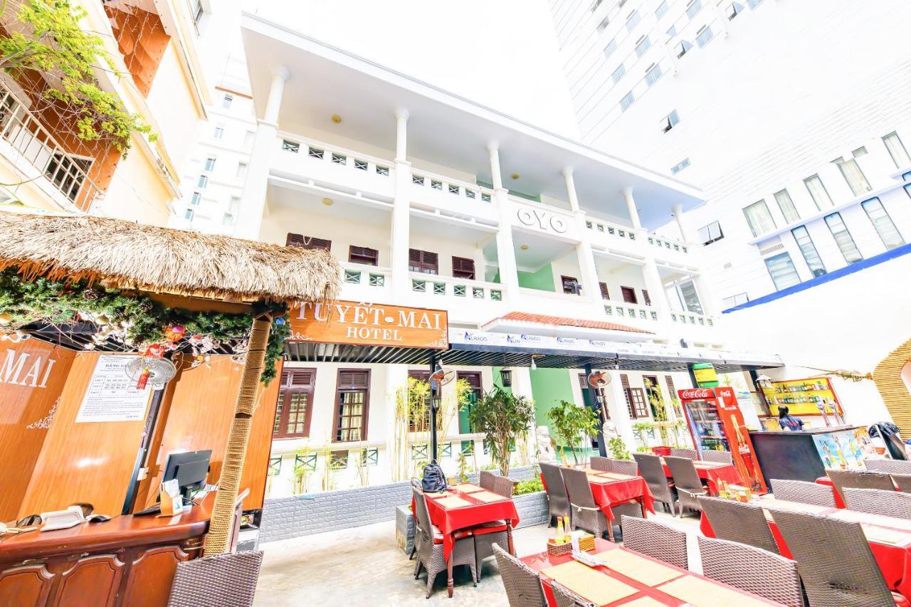 Oyo 381 Tuyet Mai Hotel Nha Trang Buitenkant foto