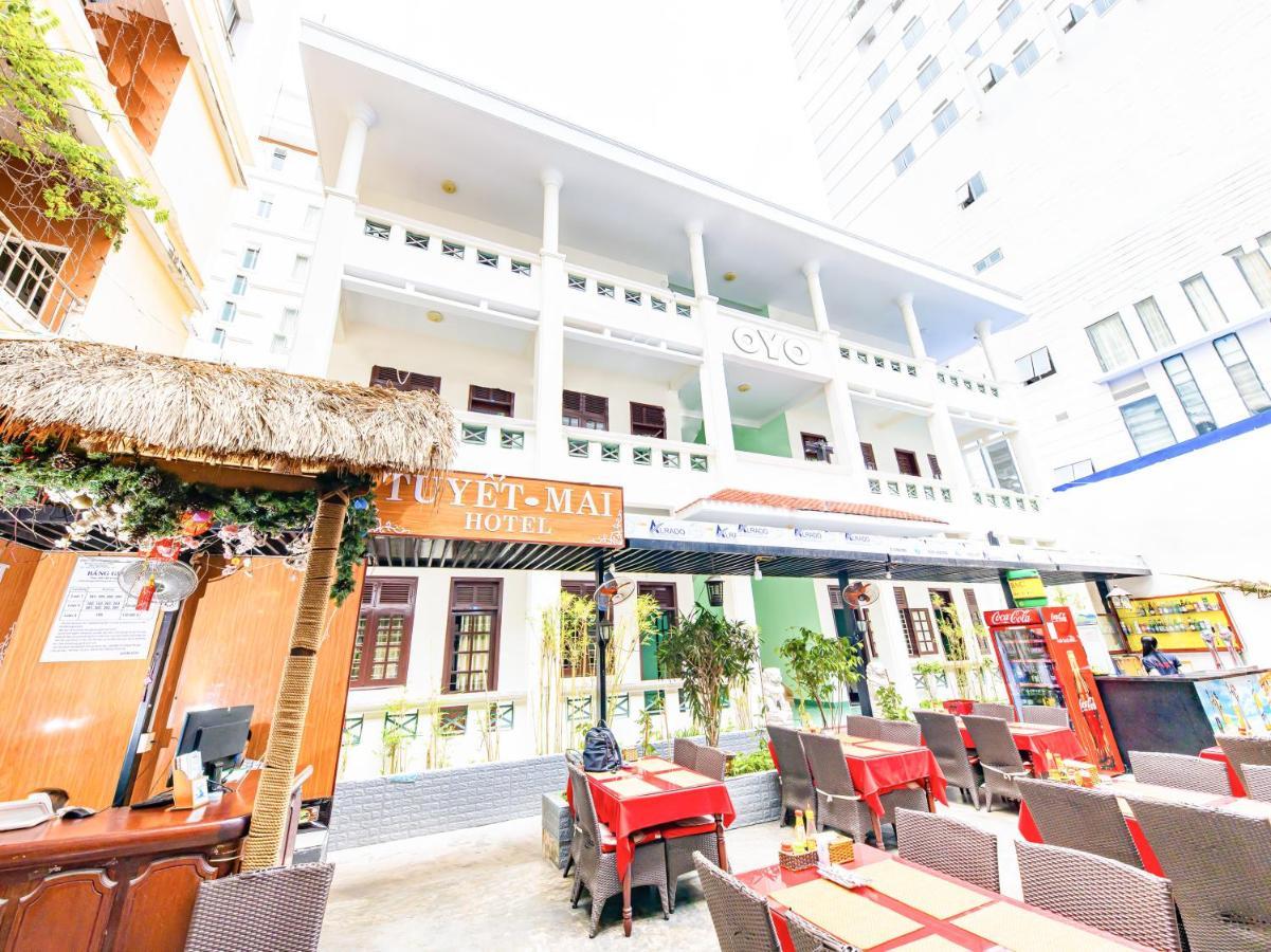 Oyo 381 Tuyet Mai Hotel Nha Trang Buitenkant foto